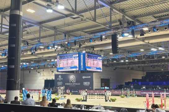 b081fad9 bf83 4598 9465 61d1b00dc8aa