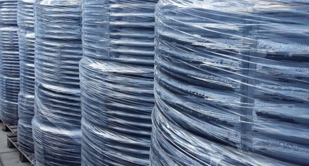 Produzione tubi ecosotenibili da granulo riciclato